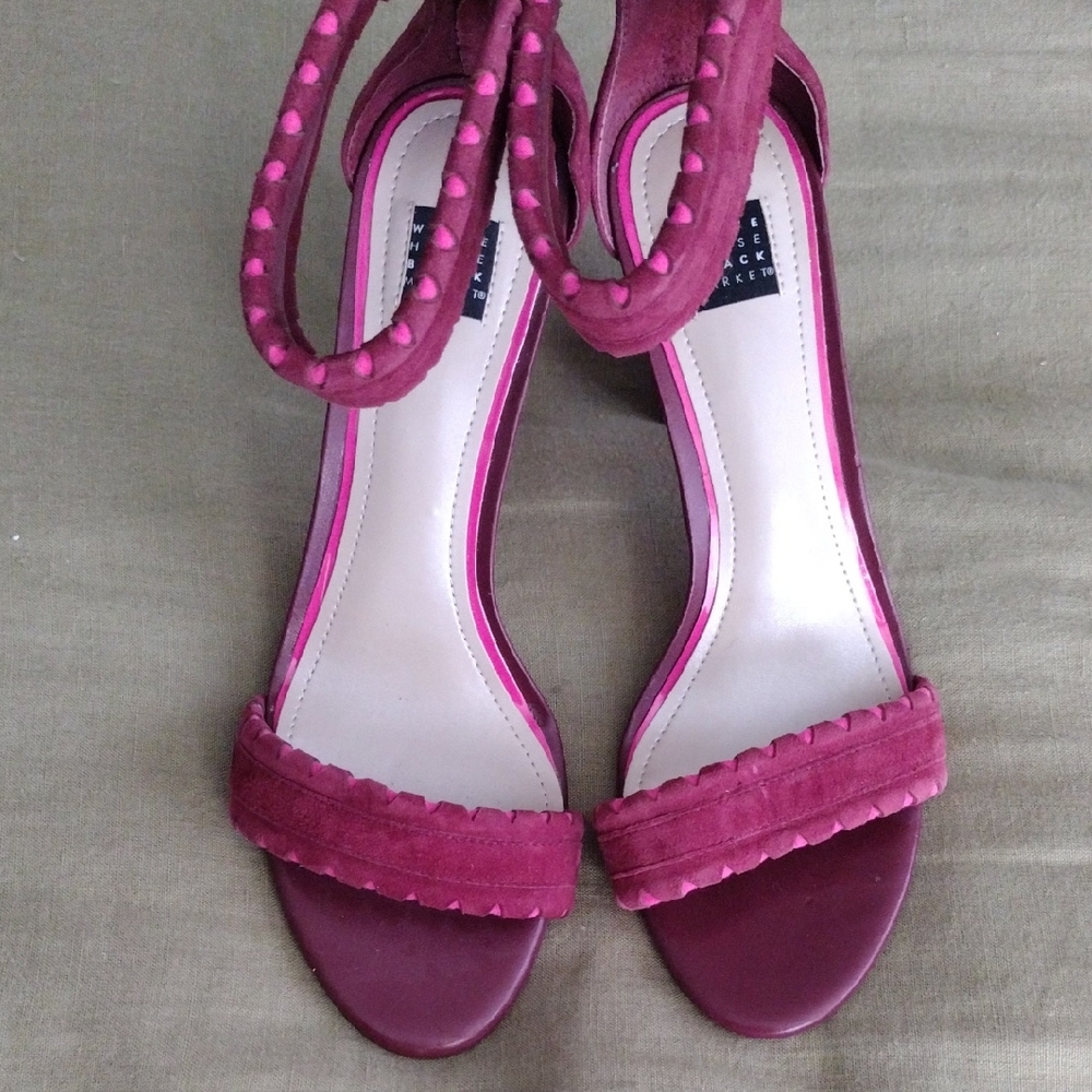 White House Black Market Fuchsia Heels